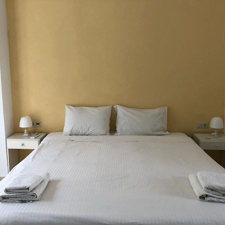 מטלה Antonios Hotel Apartments מראה חיצוני תמונה