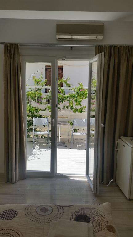 מטלה Antonios Hotel Apartments מראה חיצוני תמונה