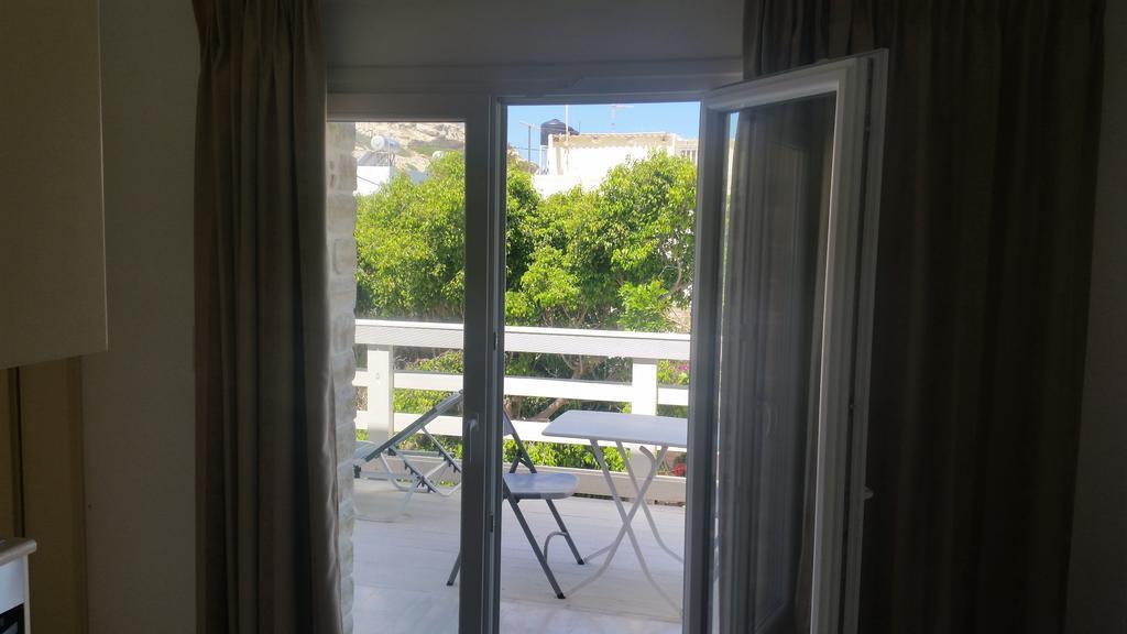 מטלה Antonios Hotel Apartments מראה חיצוני תמונה