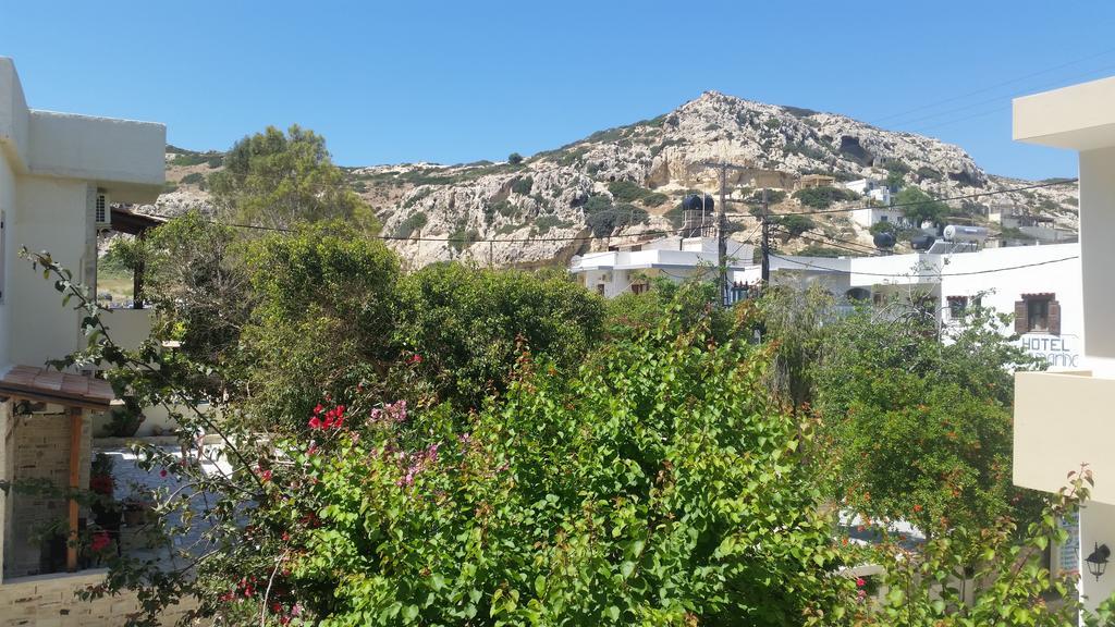 מטלה Antonios Hotel Apartments מראה חיצוני תמונה