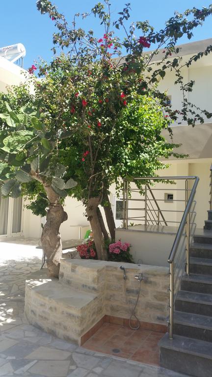 מטלה Antonios Hotel Apartments מראה חיצוני תמונה