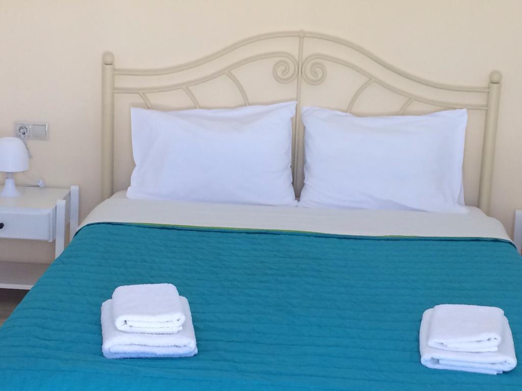 מטלה Antonios Hotel Apartments חדר תמונה