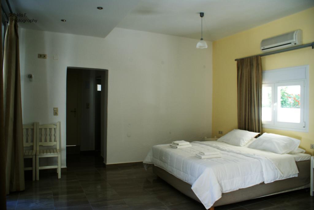 מטלה Antonios Hotel Apartments מראה חיצוני תמונה