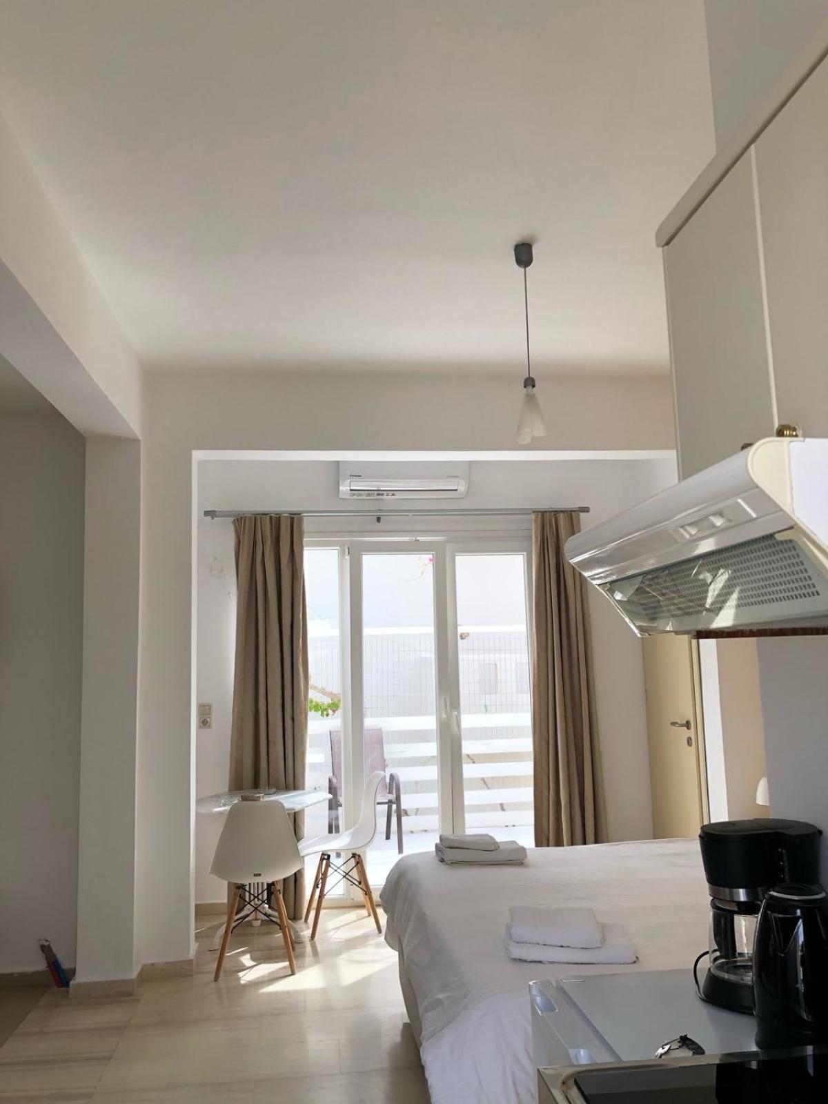 מטלה Antonios Hotel Apartments מראה חיצוני תמונה