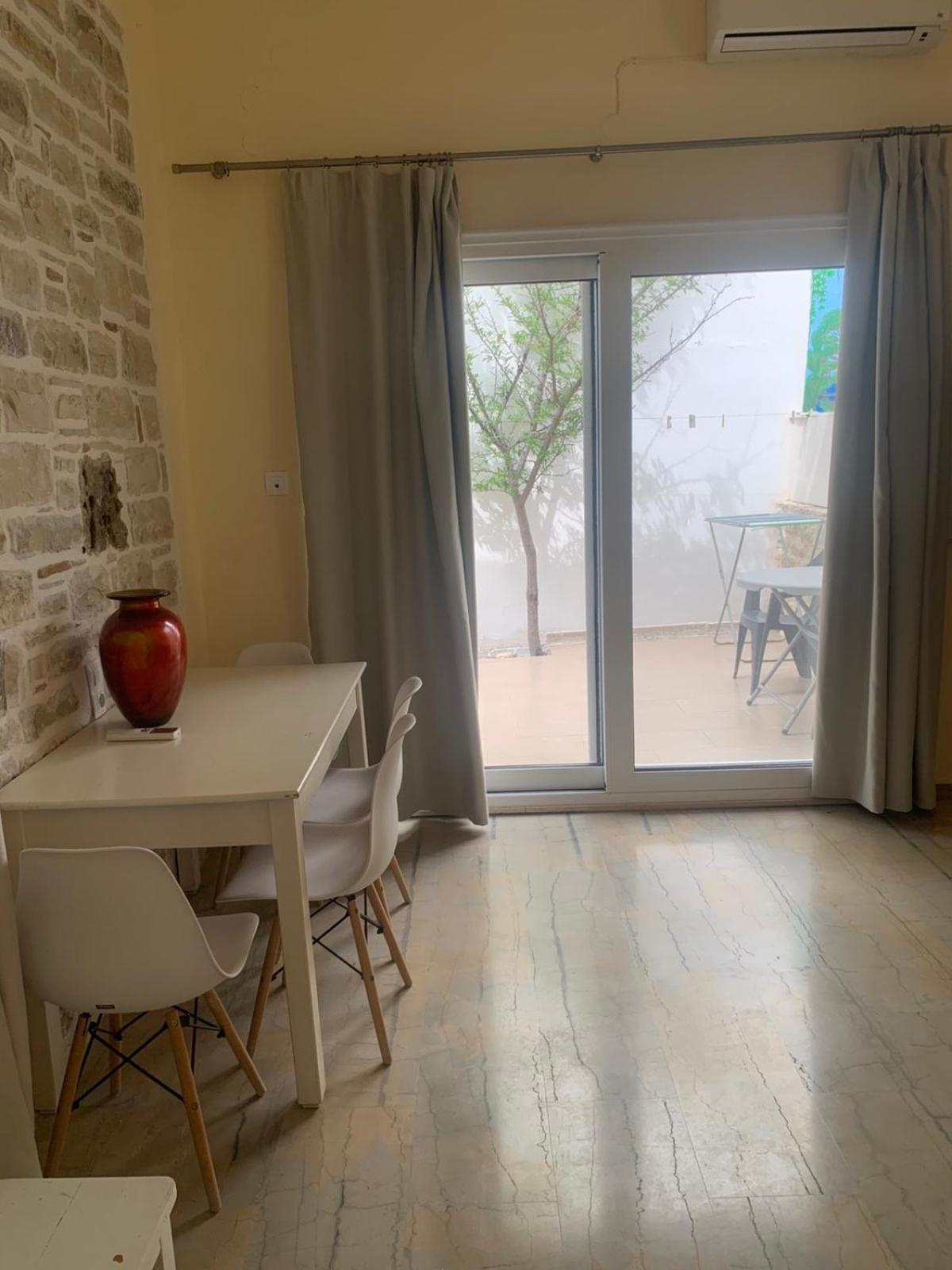 מטלה Antonios Hotel Apartments מראה חיצוני תמונה